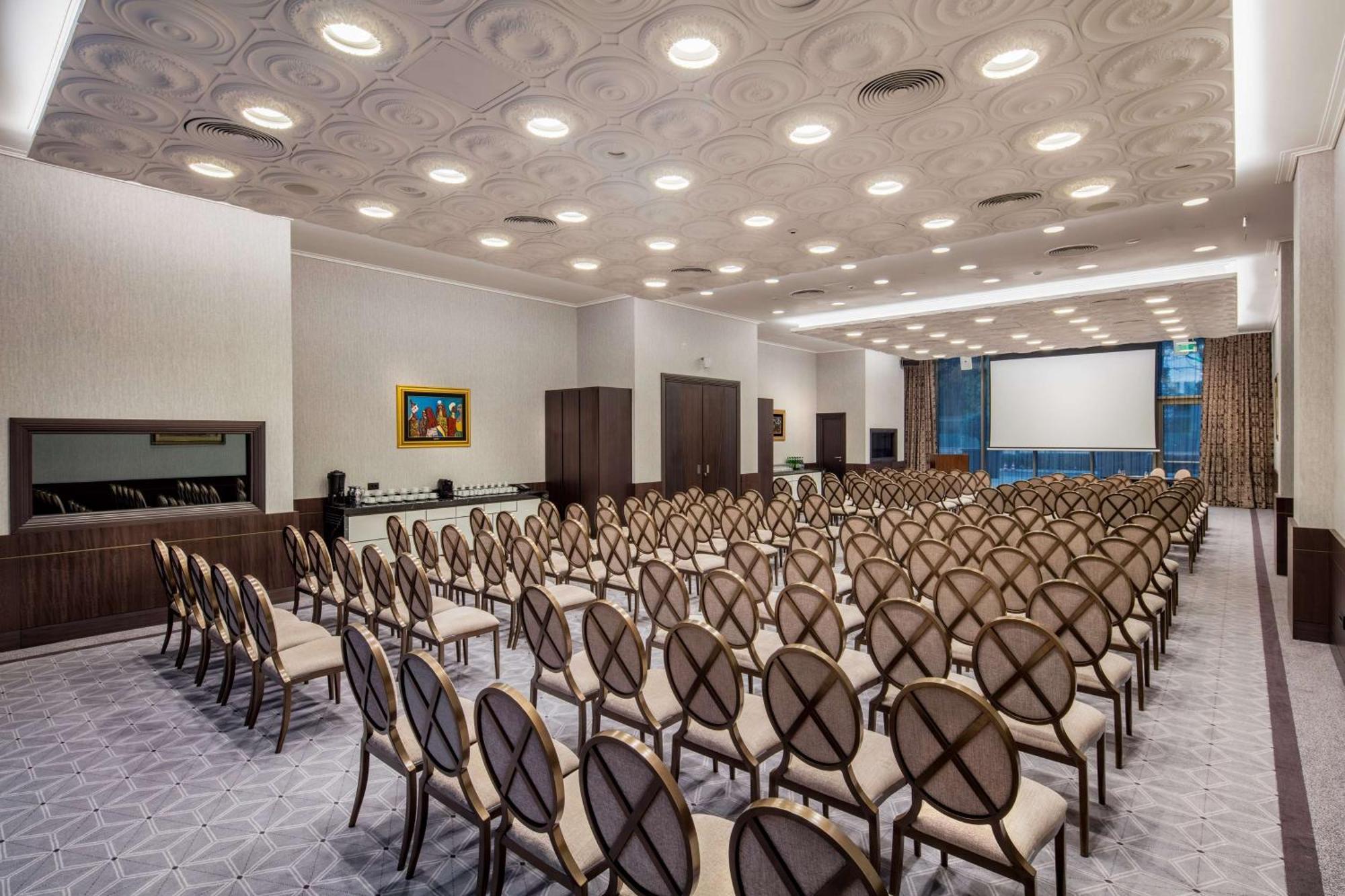 Hotel Hilton Podgorica Crna Gora Exteriér fotografie